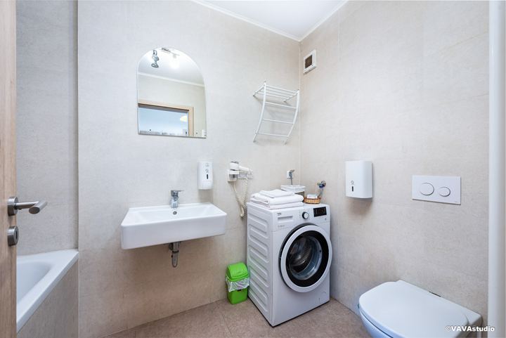 Apartament 2 · Coresi
